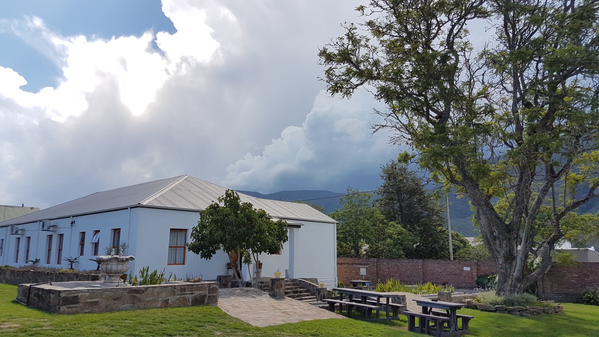 Angler and Antelope Guesthouse-官方