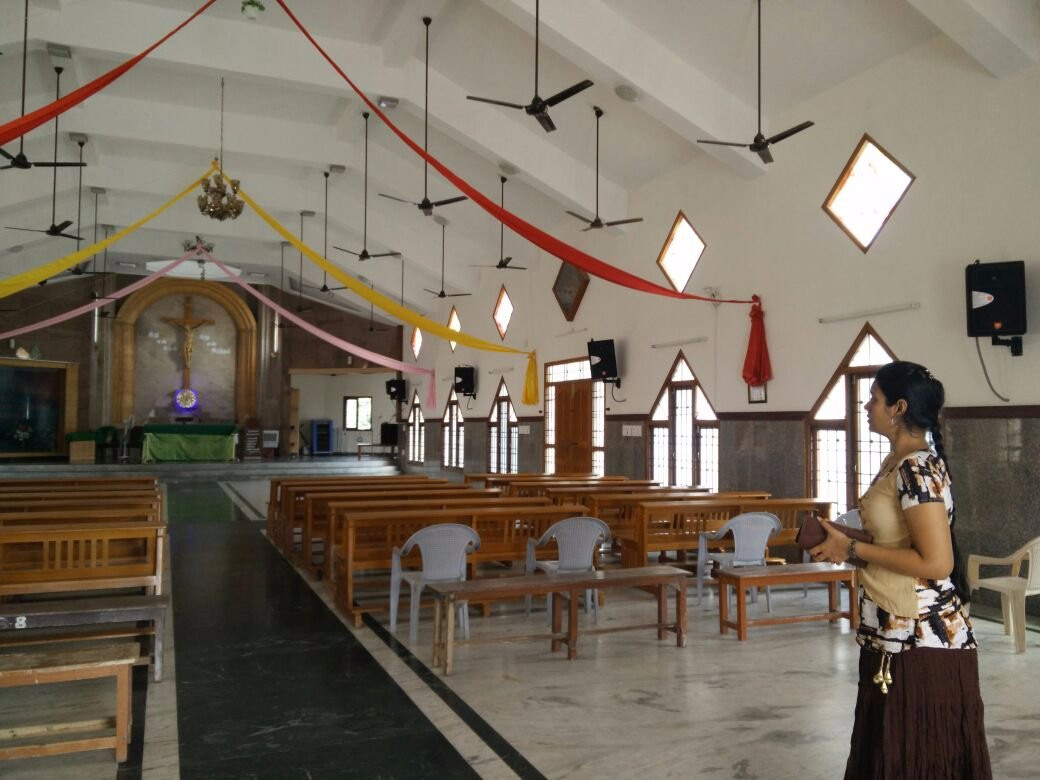 Mount Carmel Church-甘吉布勒姆必去景点