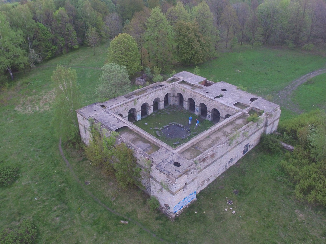 Totenburg Mausoleum景点图片