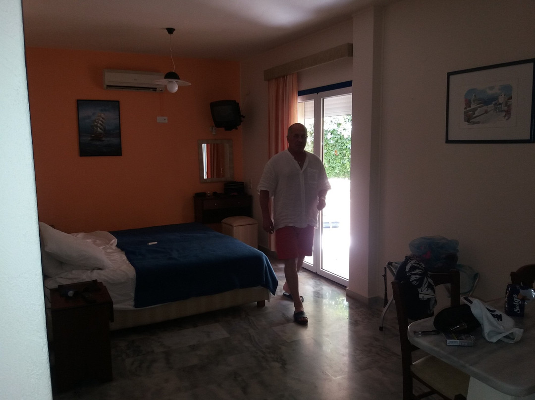 Nostalgie Studios & Apts主图