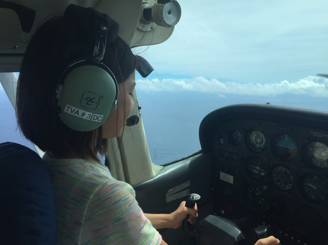 Trend vector Aviation-关岛必去景点