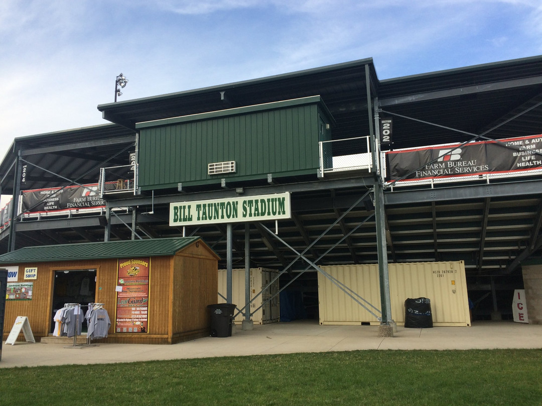 Bill Taunton Stadium-Willmar必去景点