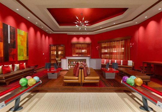 Cherry Lanes Bowling-迪比克必去景点