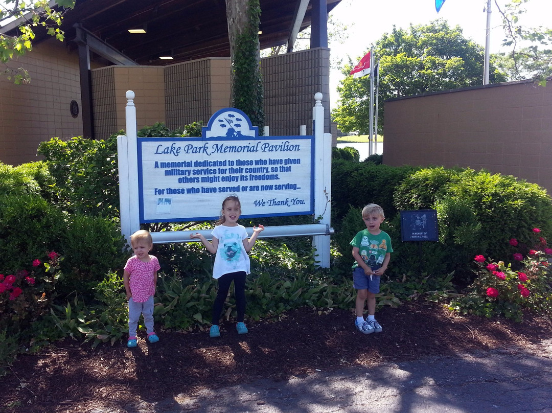 Lake Opeka-德斯普兰斯必去景点