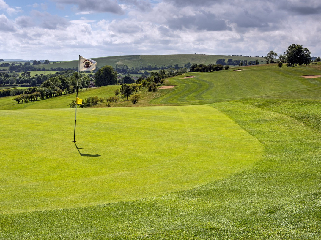 Ogbourne Downs Golf Club景点图片