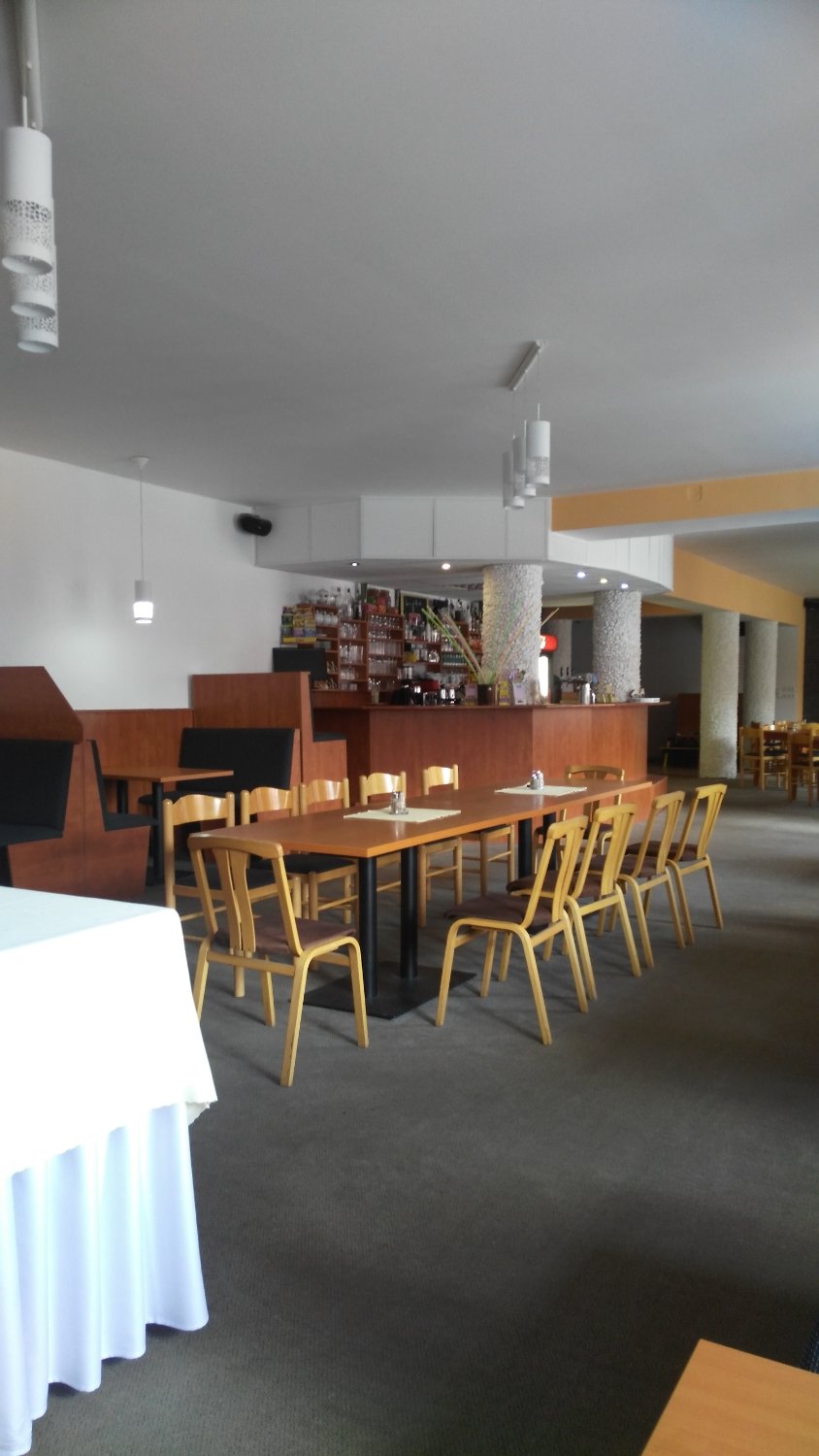 Hotel Koruna-餐饮