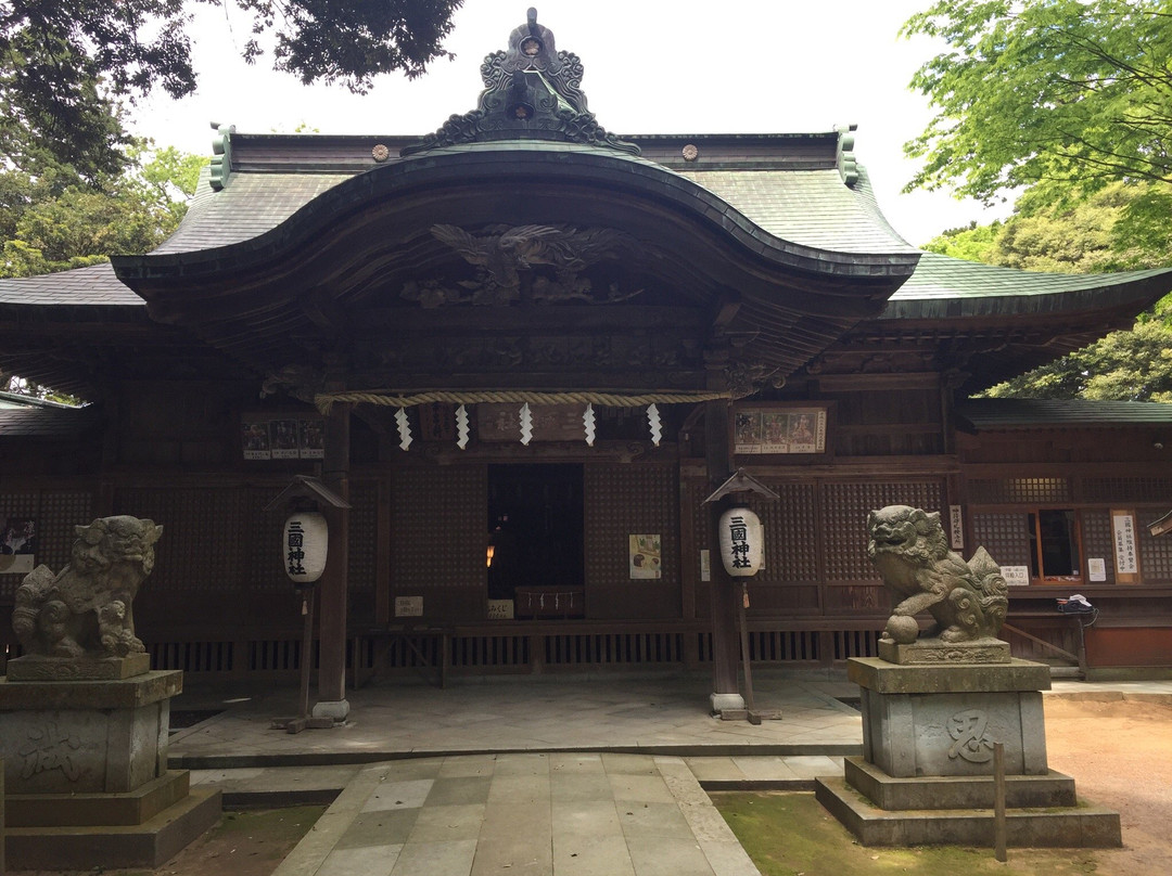 Mikuni Shrine景点图片