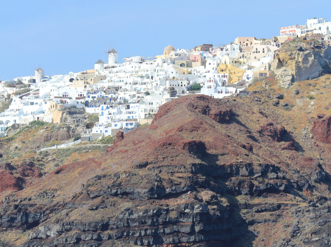 阿克洛珀旭日酒店
