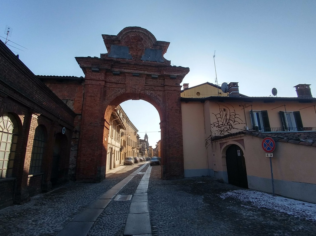 Porta della Torrazza景点图片