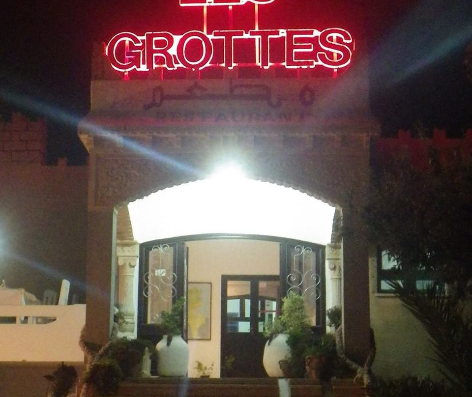 Hotel & Restaurant Les Grottes主图