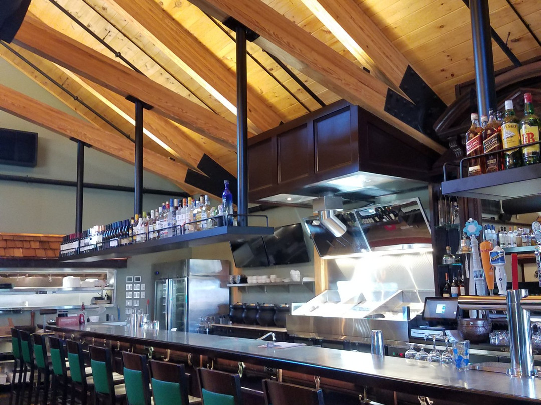 Ice House Bar & Grill and the Harpoon Room景点图片