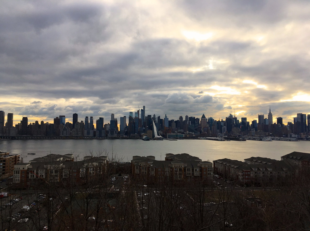 Old Glory Park景点图片