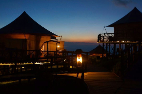 故艾蒙帐篷营地主图