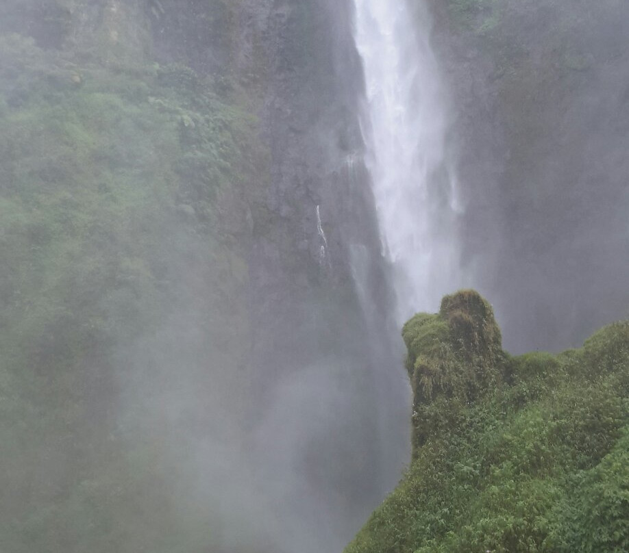 Curug Citambur景点图片