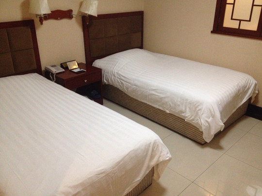 青蓝大厦酒店主图