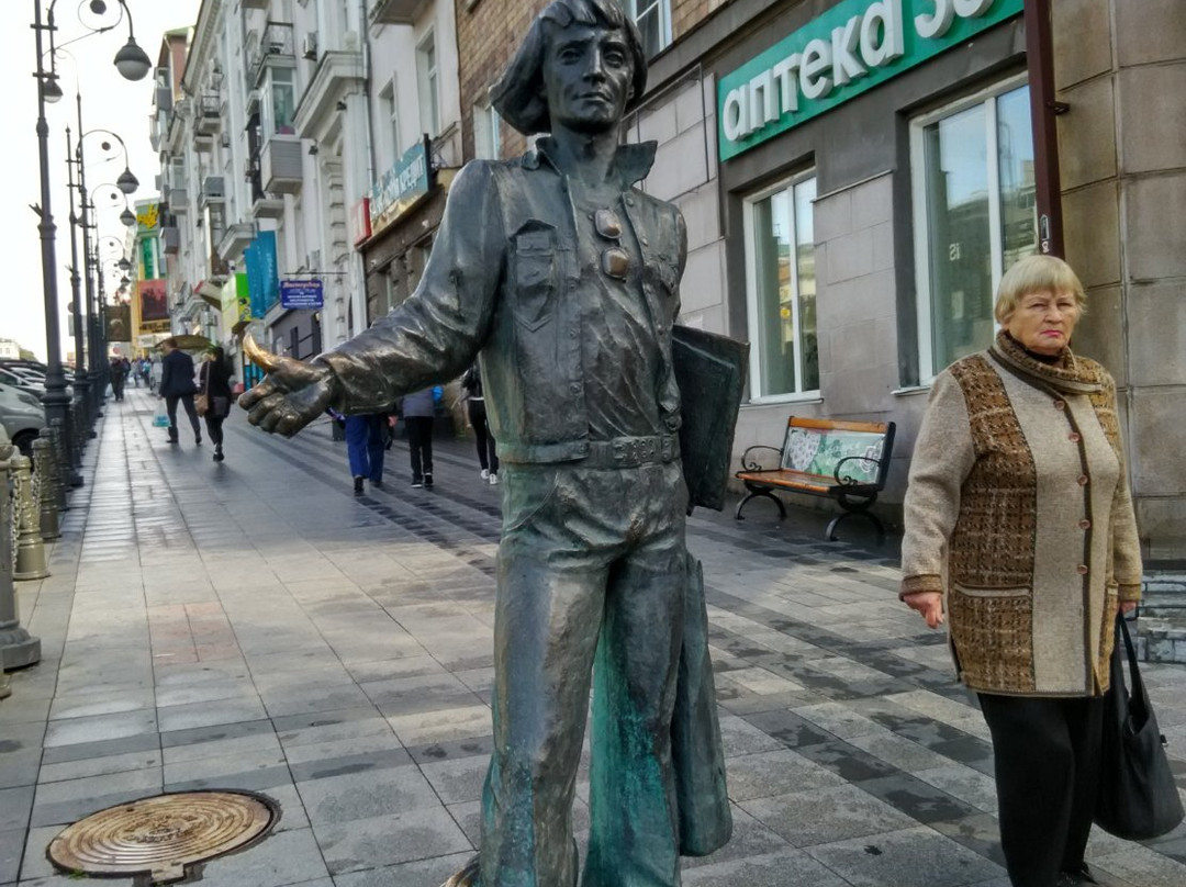 Sculpture Memories of the Foreign-Sailor-海参崴必去景点