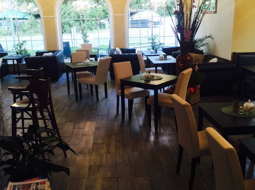 埃尔斯毕特亨餐馆和美食-Luna Café Bistro Lounge