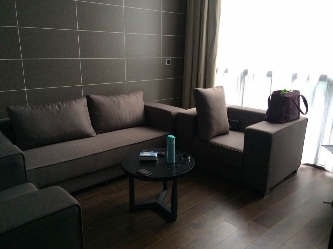 枫和源酒店主图