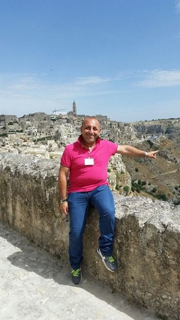 Visita Guidata ai Sassi di Matera con Simeone Tralli-马泰拉必去景点