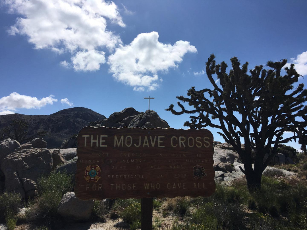 The Mojave Cross-Cima必去景点