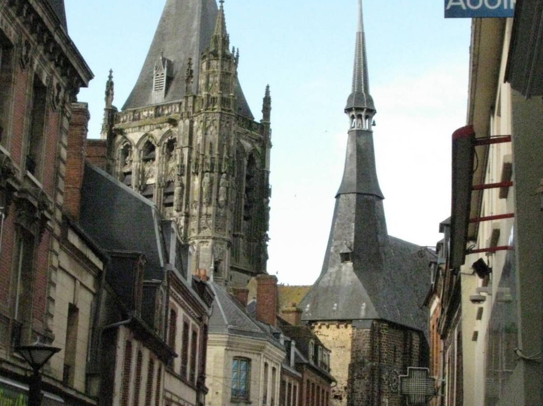 Église Saint-Martin de L'Aigle-L'Aigle必去景点