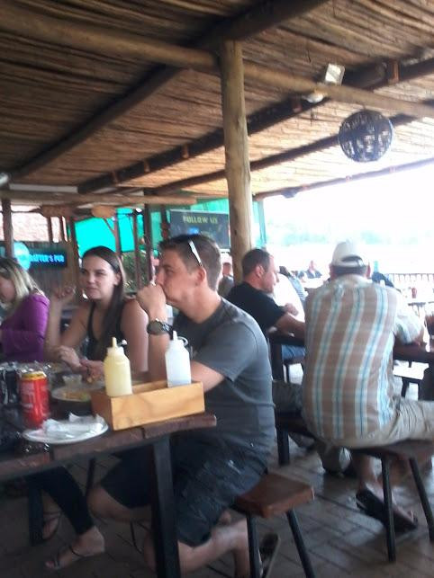 Tierpoort餐馆和美食-Rafters