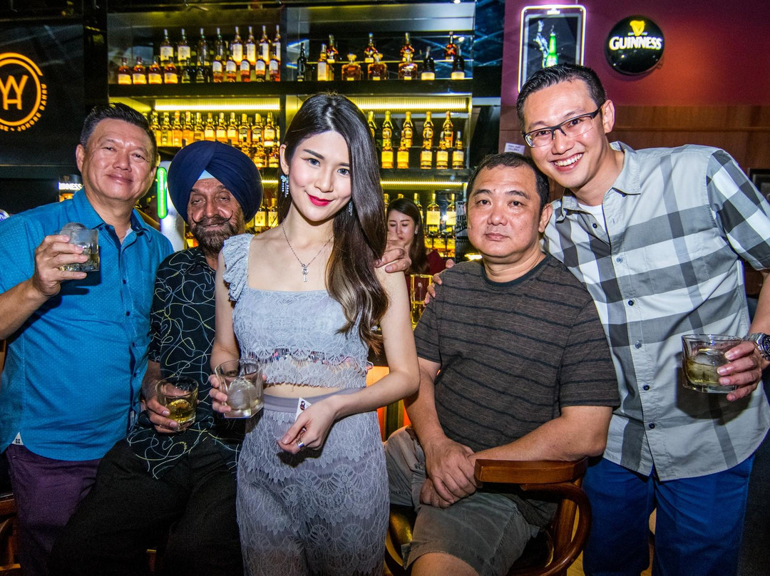 Whisky House Johore Bahru景点图片