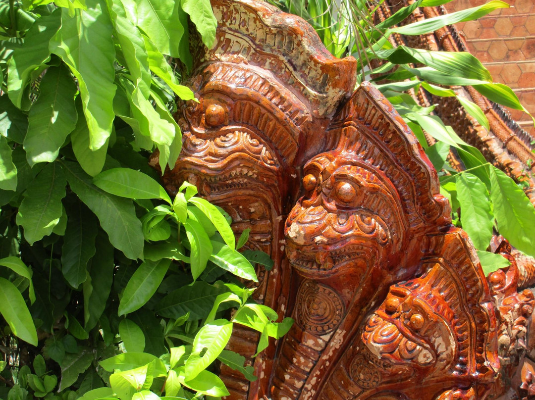 Wat Phu Khao Kaew景点图片