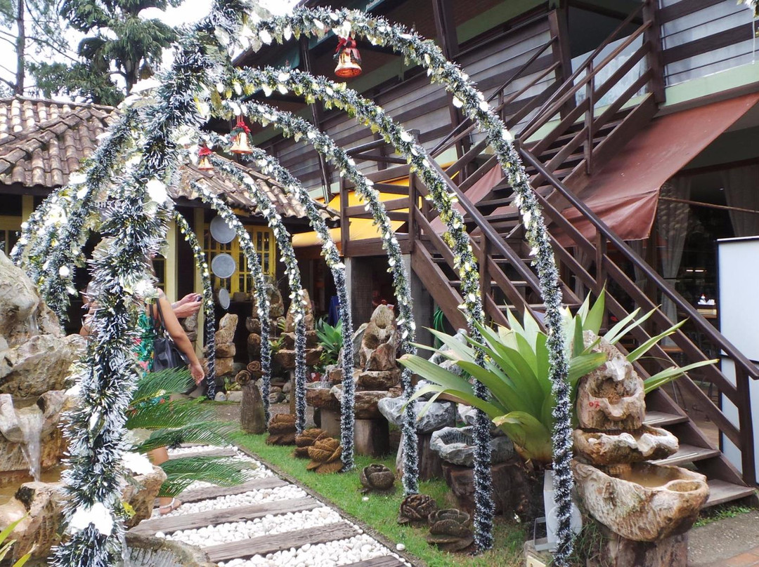 Casa das Pedras-Penedo必去景点