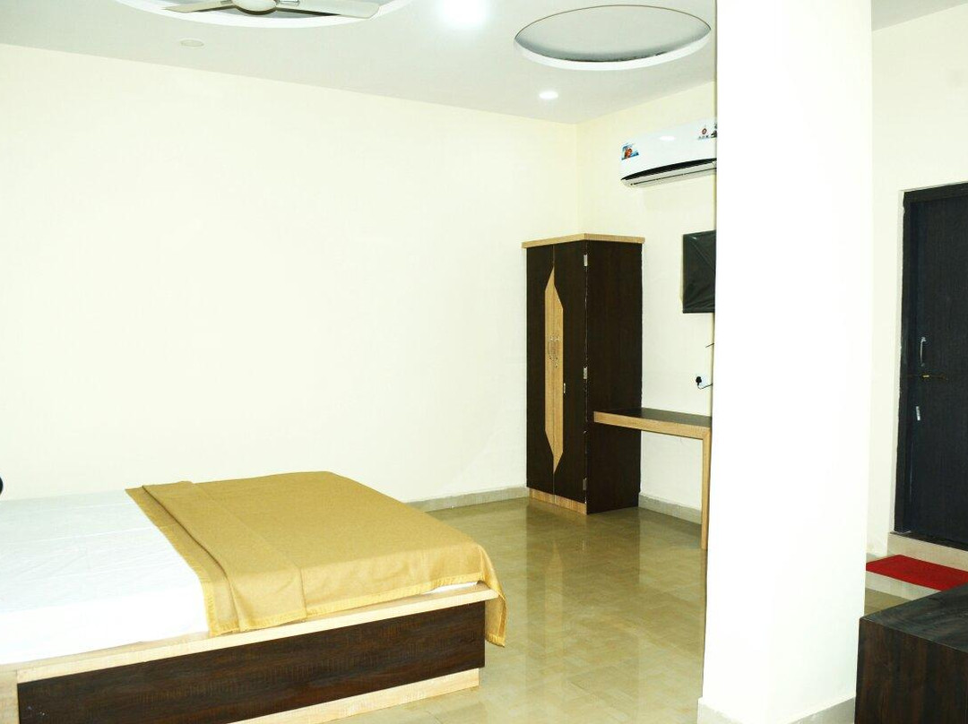 Hotel Ravi Residency主图