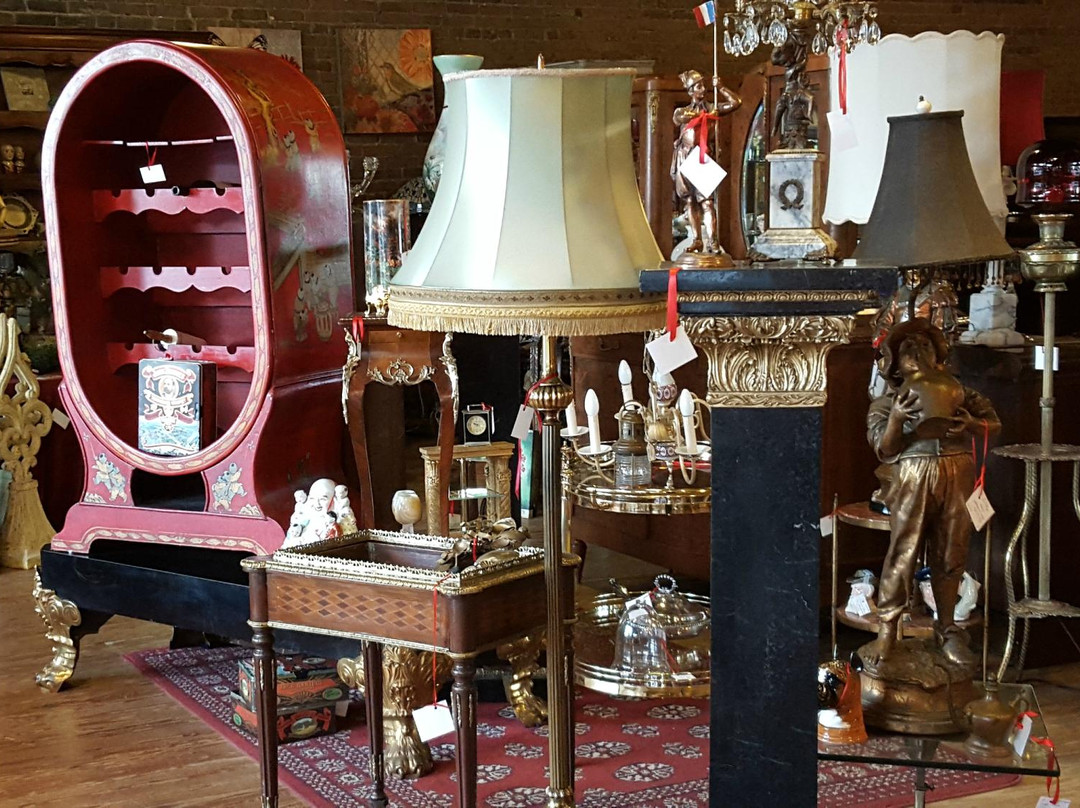 Magnolia Antique Gallery-Fayetteville必去景点