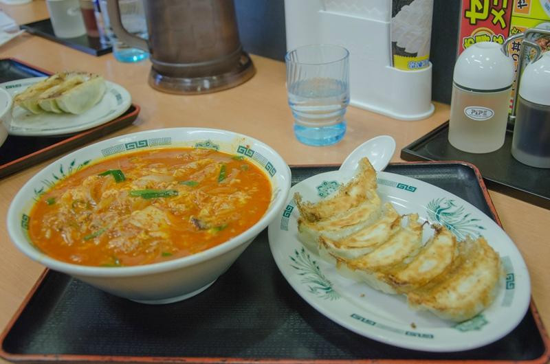 日高屋 西新宿1丁目店