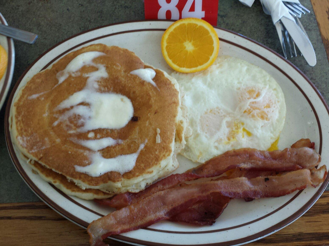 Quartz Hill餐馆和美食-Tom's