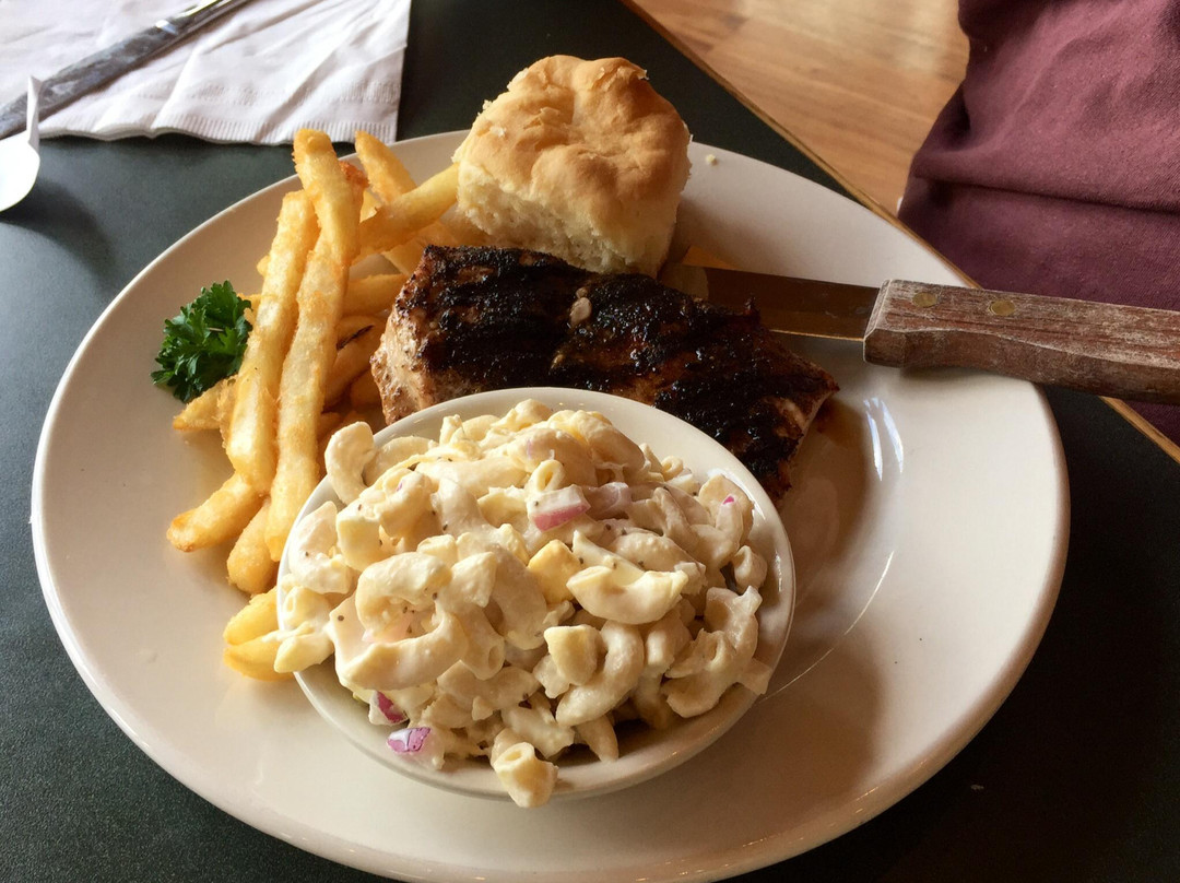 Seneca Rocks餐馆和美食-Asbury's Family Restaurant