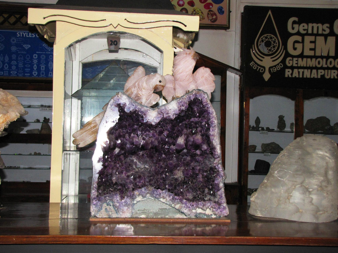 Gemmological Museum景点图片