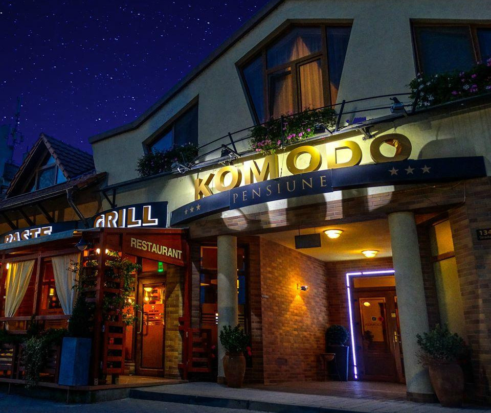 Varias酒店住宿-Komodo Pensiune & Restaurant