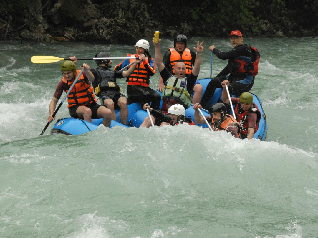 Camp Ivona - Day Tours景点图片