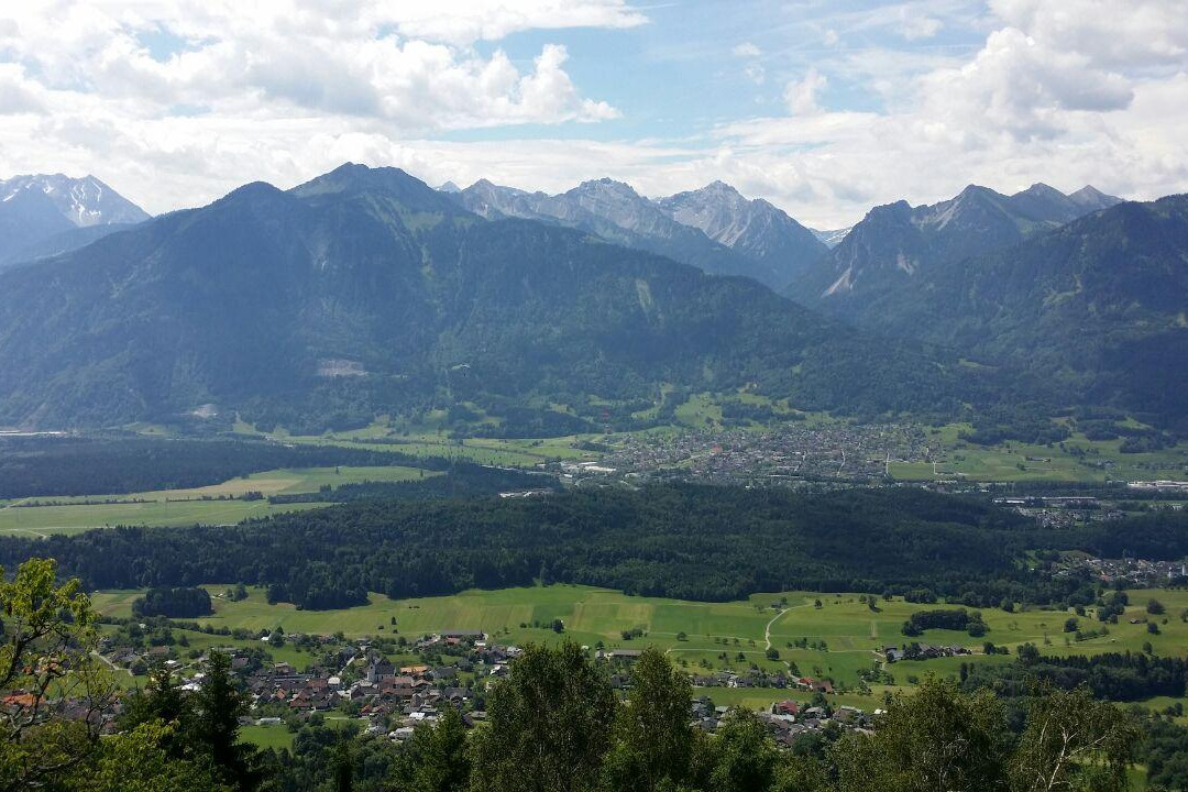 Duenserberg餐馆和美食-Tonis Luag Ahe