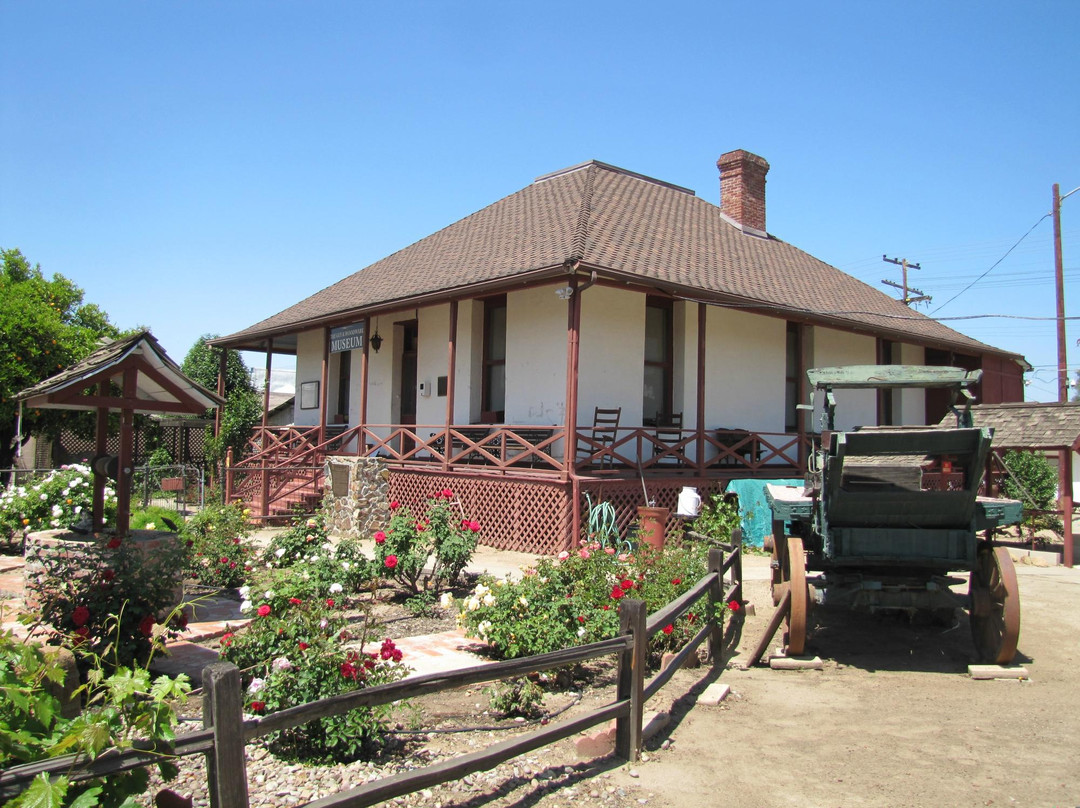 Guy B Woodward Museum-拉蒙纳必去景点