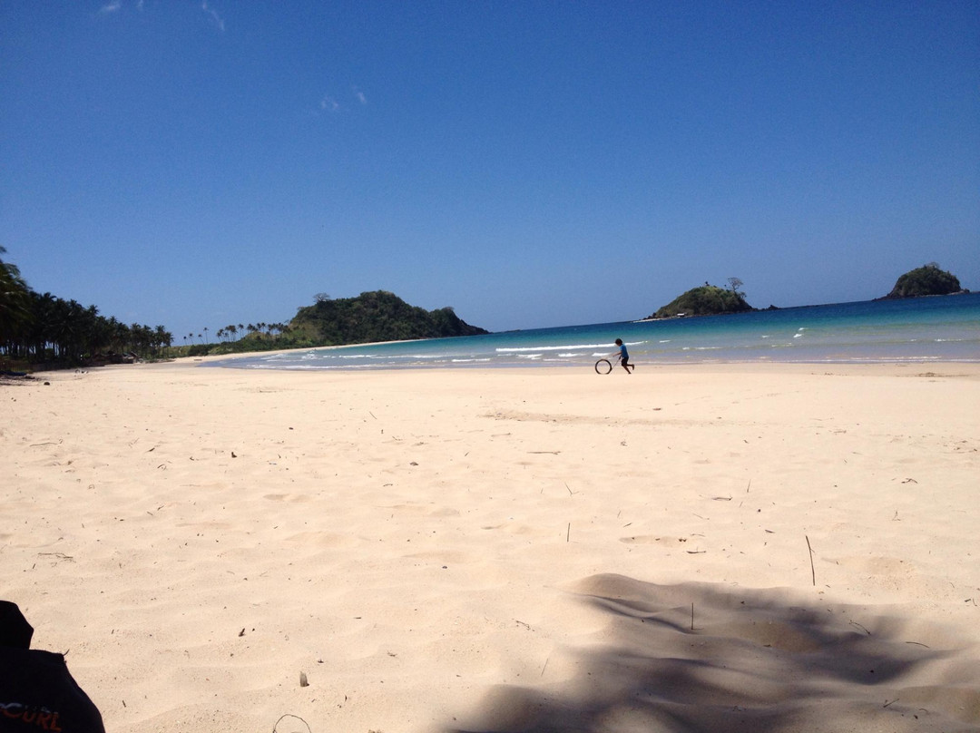 纳克潘海滩-爱妮岛必去景点