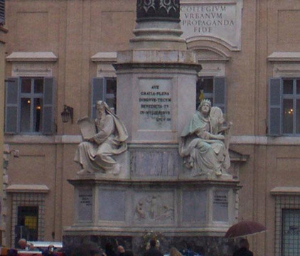 圣母纯洁之柱-罗马必去景点