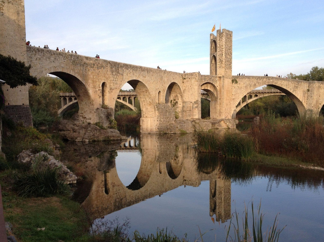 Puente de Besalúa景点图片