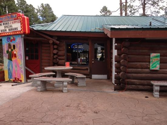 Whiteriver餐馆和美食-Long Wong's