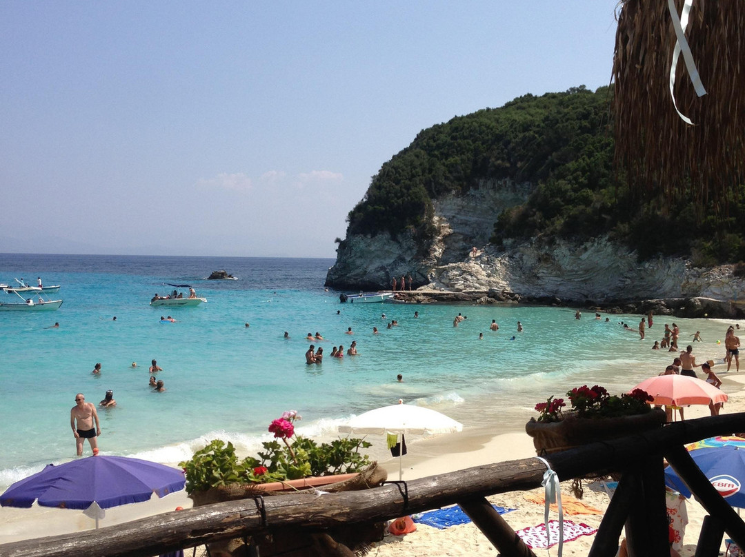 Paralia Vrika-Antipaxos必去景点