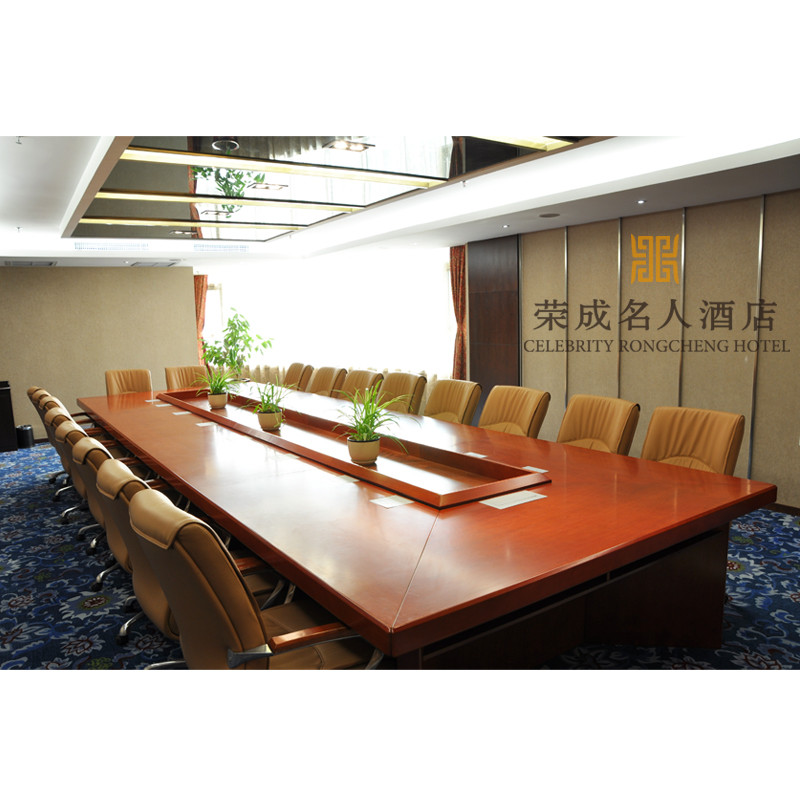 荣成名人酒店主图