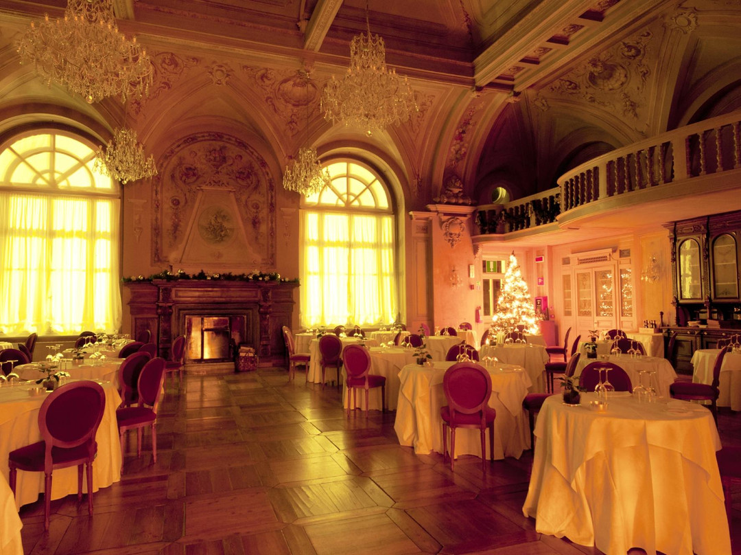 Valdidentro餐馆和美食-Salone dei Balli