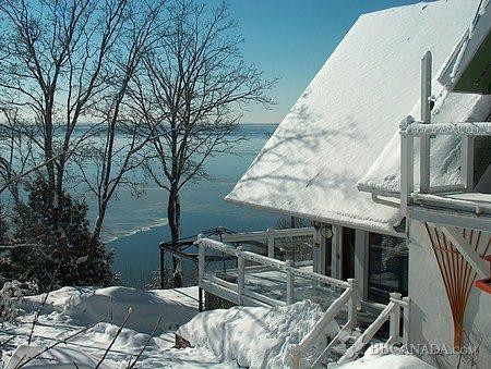Saint-Louis-de-L'Isle-aux-Coudres酒店住宿-Gite Au Perchoir