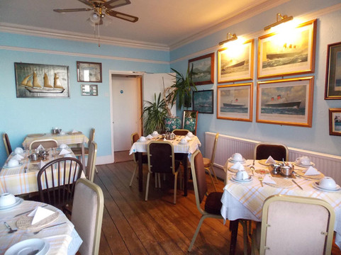 Shoreline Guest House