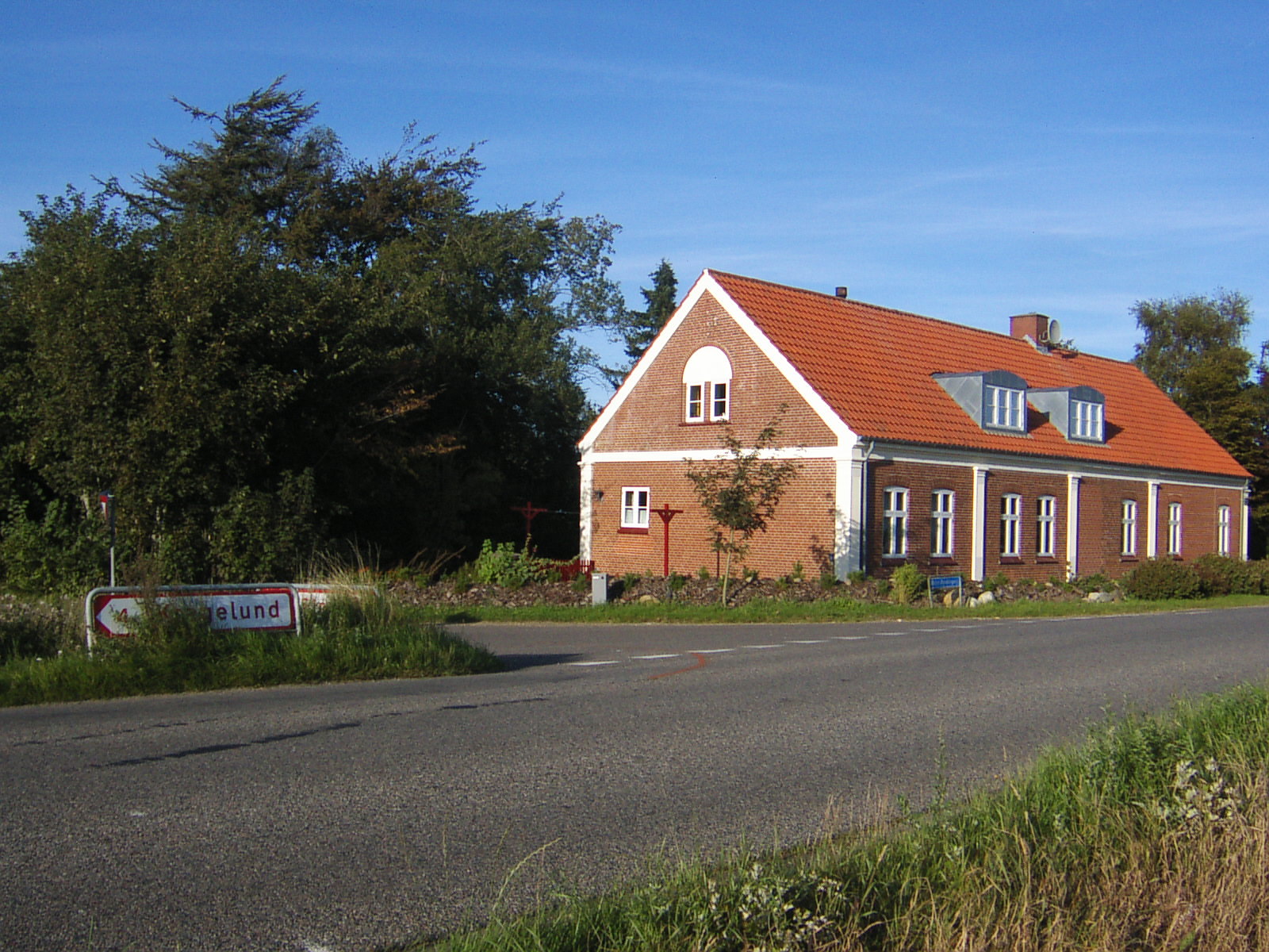 Den Gamle Skole-官方