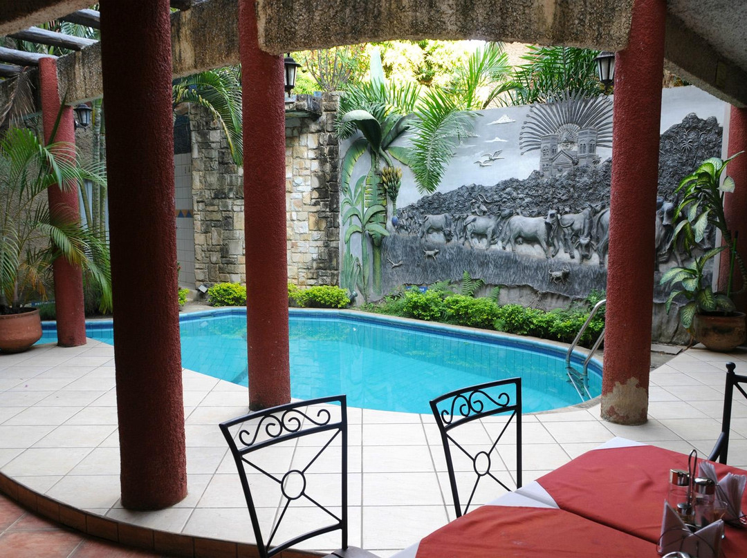 Hotel Campanario主图